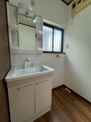 【洗面所】 | 飯村南４丁目貸家