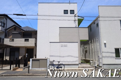 【外観】 | イースト クレッセント | 外観もきれいです