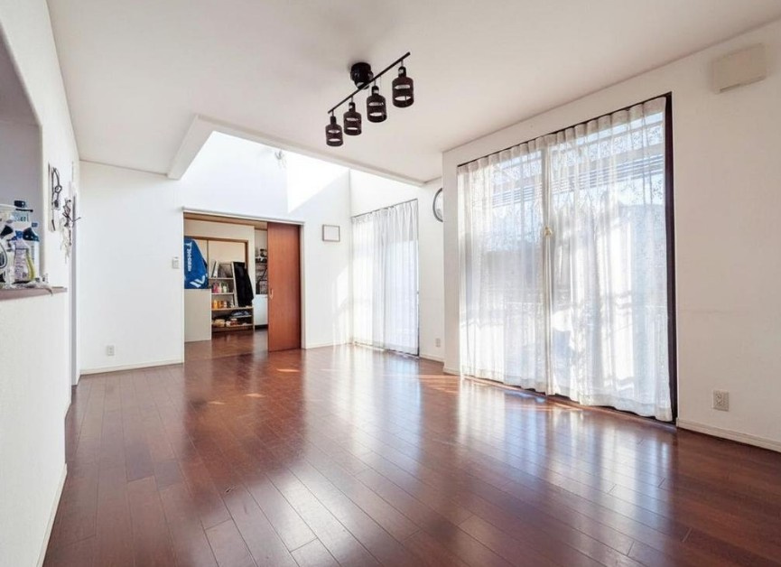 宇治市木幡平尾の居間・リビング