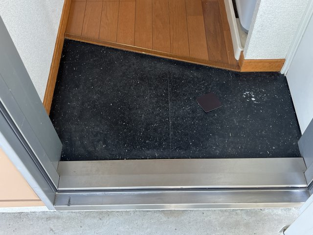 ドミール中島Ｎの玄関