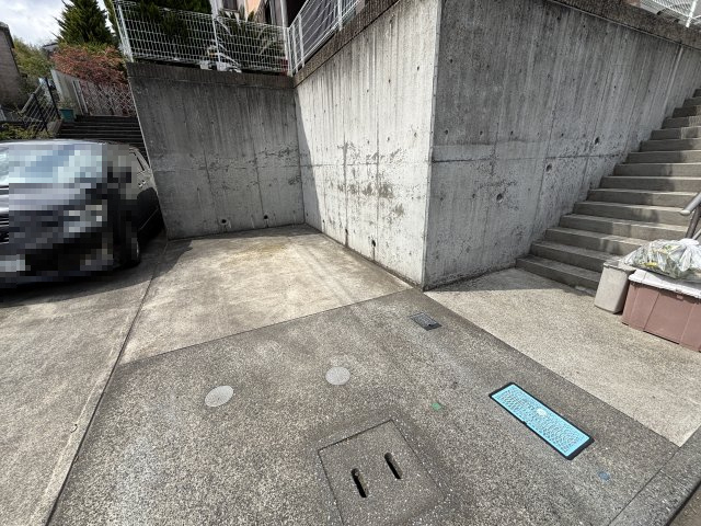 駐車しやすいカースペースです