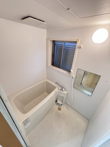 ガーデンハイツ清源寺の浴室