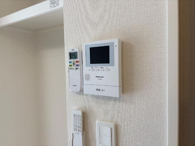 サザンクロスⅢの内装|カメラ付インターホン