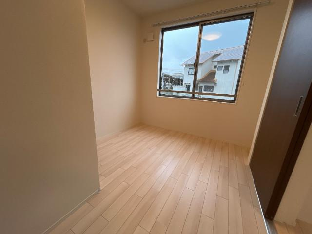 サザンクロスⅢの寝室|南側洋室