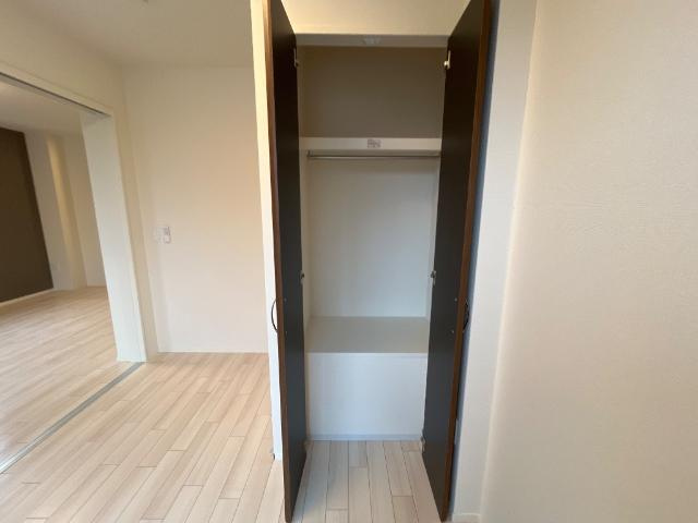 サザンクロスⅢの収納|南側洋室クローゼット