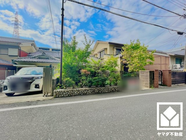 伏見区三栖町３丁目の外観