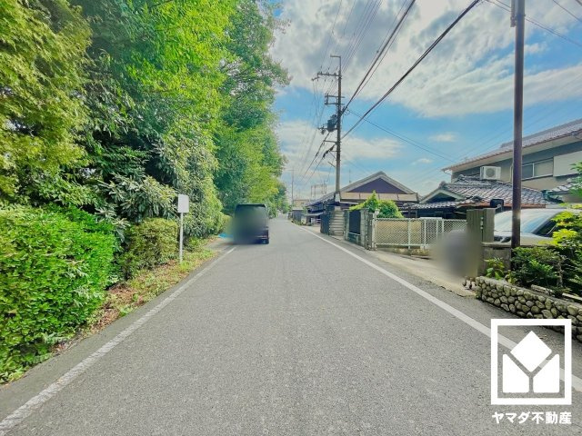 伏見区三栖町３丁目の前面道路含む現地写真