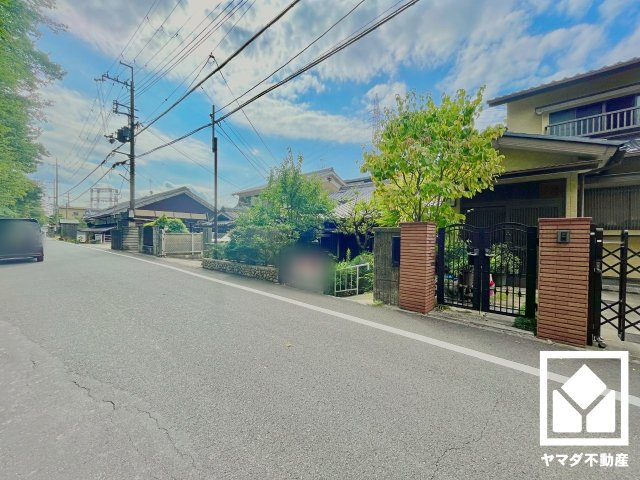 伏見区三栖町３丁目の外観