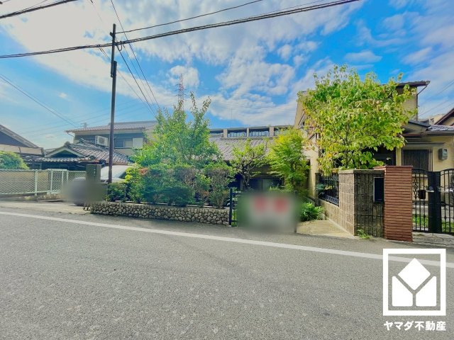伏見区三栖町３丁目の外観