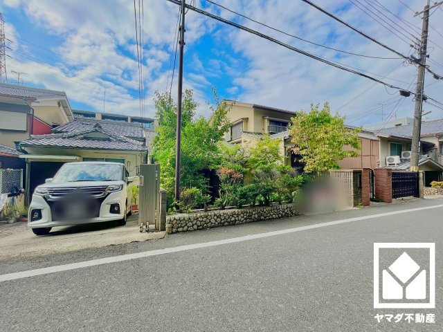 伏見区三栖町３丁目の外観