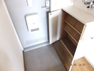 シューズボックス