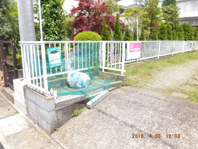 敷地内ゴミ捨て場