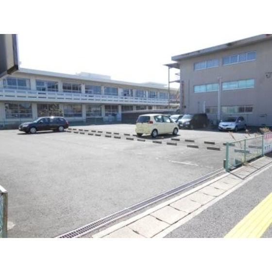 笠松町美笠通１丁目駐車場の外観