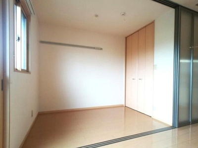 【洋室】 | ヴィラ･グレース | 洋室