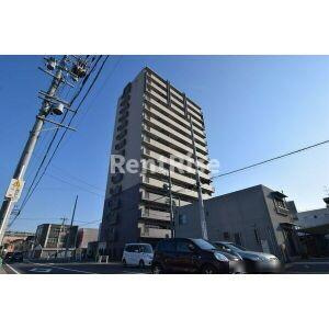 メイツ江南駅前の庭