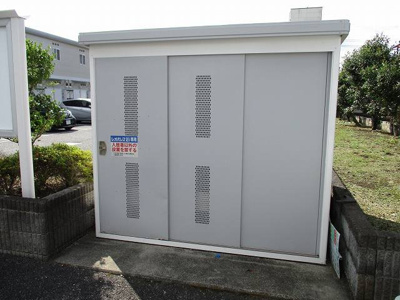 【その他】 | レオパレスＳＵＮＲＩＳＥ | 入居者様専用ゴミ庫です。