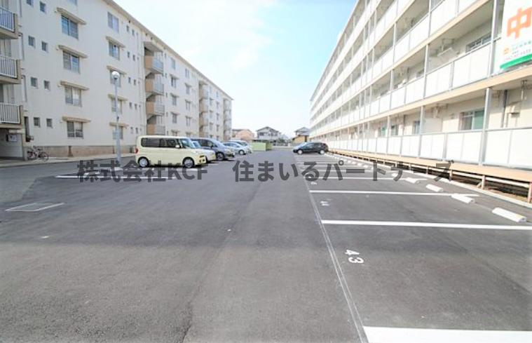コンチェルト東合川Iの駐車場|駐車スペースもあります