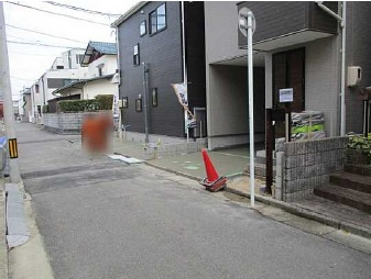 佐伯区藤垂園47-　新築一戸建の前面道路含む現地写真