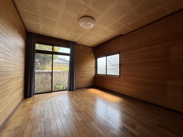 宮崎市江南　中古平屋戸建の洋室