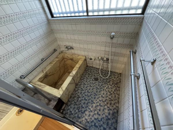 宮崎市江南　中古平屋戸建の浴室