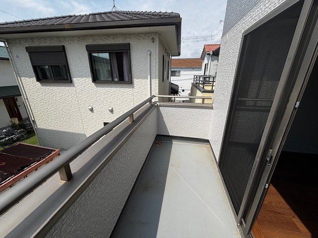 藤枝市高岡3丁目　中古戸建のバルコニー