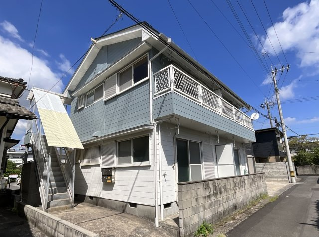 【外観】 | ２階建て全４世帯のアパートです。