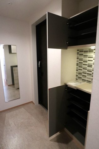 ＧＲＡＮＤ　ＧＲＥＩＧＥ（グラングレージュ）の玄関