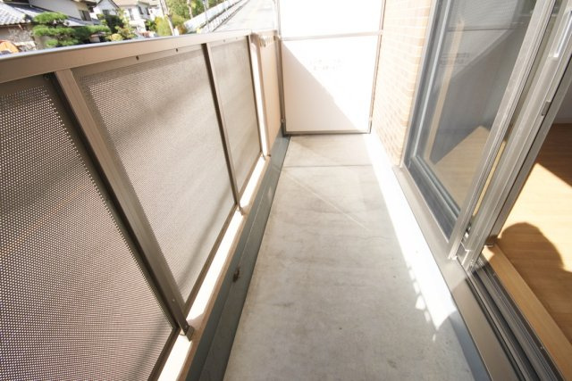 茜苑レジデンスのバルコニー|バルコニーがあります