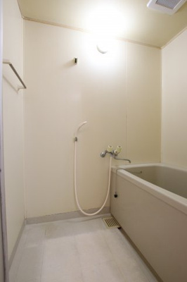 【浴室】 | ラフィーネ深井清水