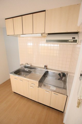 【キッチン】 | ラフィーネ深井清水