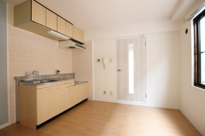 【居間・リビング】 | ラフィーネ深井清水