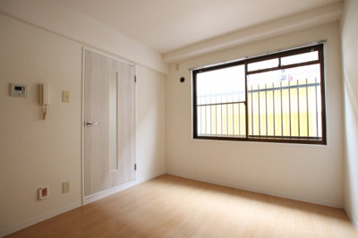 【居間・リビング】 | ラフィーネ深井清水