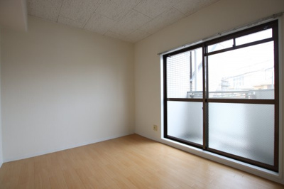 【洋室】 | ラフィーネ深井清水