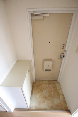 【玄関】 | ラフィーネ深井清水