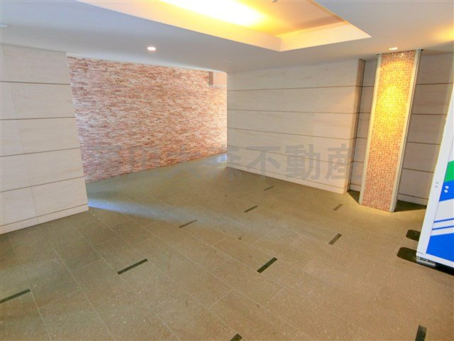 パティーナ下丸子のエントランス