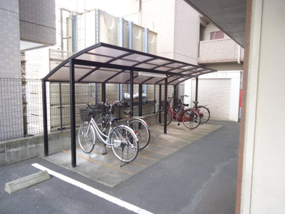 【その他共用部分】 | 五豊マンション | 屋根付き駐輪場