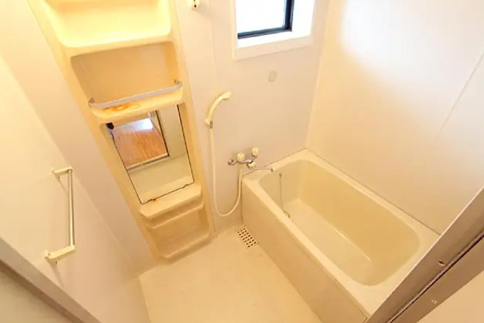 香川県高松市　一棟アパートの浴室