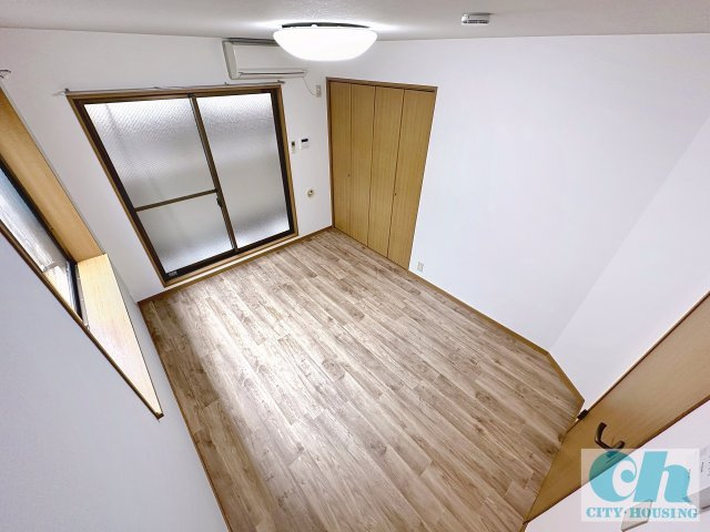 メゾンシャルム 101号室の洋室