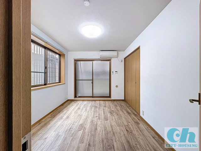 メゾンシャルム 101号室