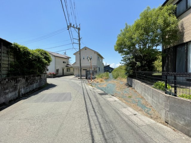 鹿児島市吉野町　土地の前面道路含む現地写真