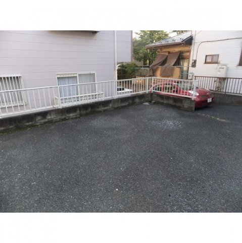 シャトル金山駐車場の内装|お料理しやすいキッチンです