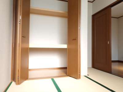 【収納】 | 黒石市泉町一棟売りアパート | 大きなものも収納できそうです