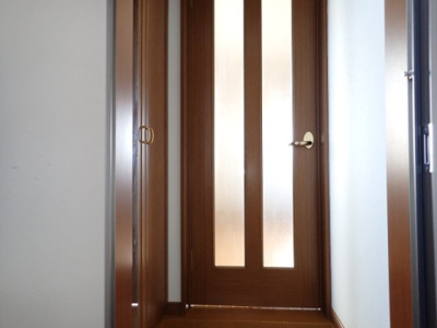 【玄関】 | 黒石市泉町一棟売りアパート