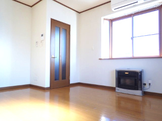 【居間・リビング】 | 黒石市泉町一棟売りアパート