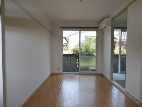 コーポウィングⅡの居間・リビング