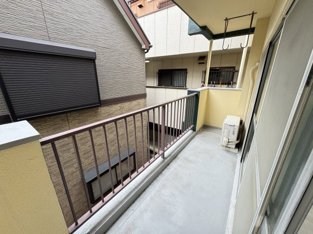 ファースト松戸ハイツⅡのバルコニー