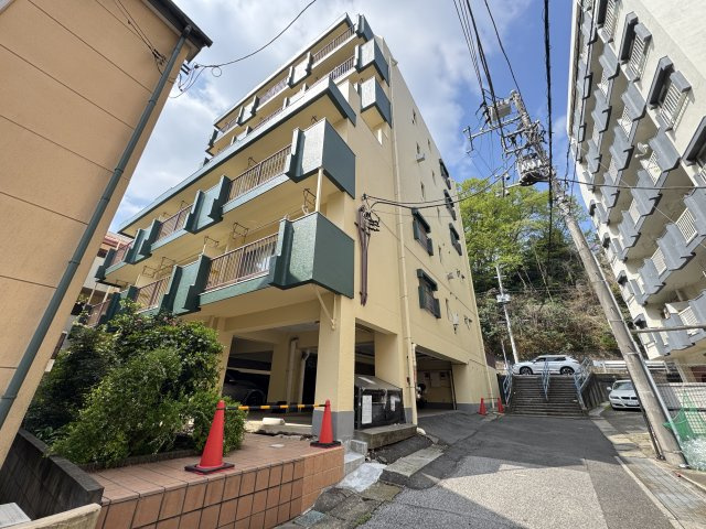 ファースト松戸ハイツⅡの外観