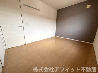 【寝室】 | プルミエール | 洋室6帖