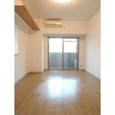 【居間・リビング】 | ルミエール八尾Ⅱ