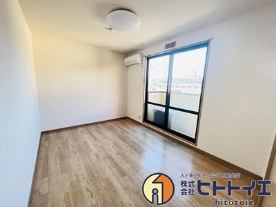 コーポ大川の洋室